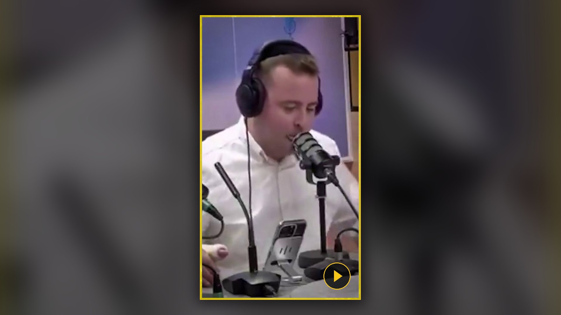 אבי מוסקוב, כתב רדיו קול ברמה, באולפן